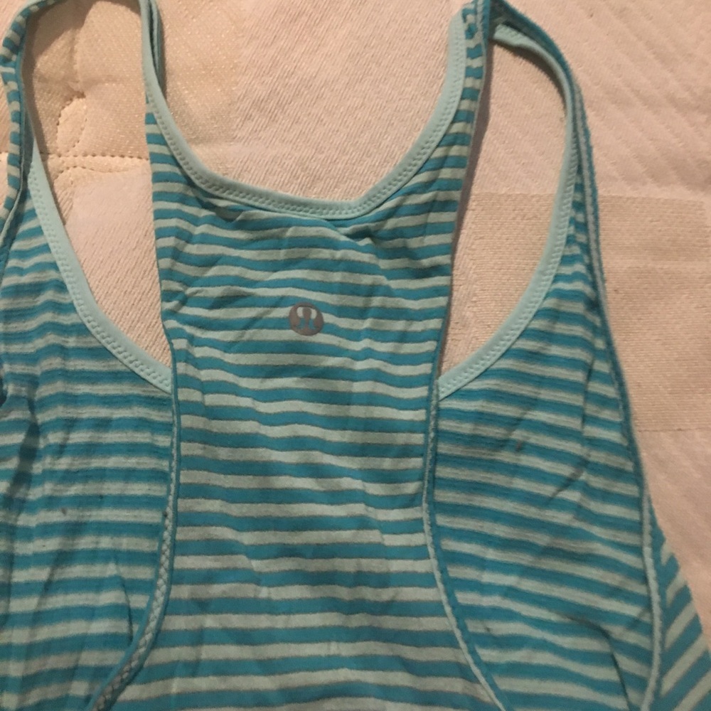 Size 8 Lululemon Racerback Tank - Picture 4 of 4